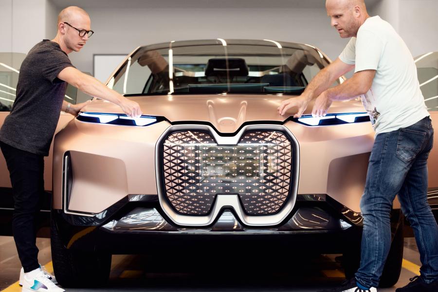 Детали создания BMW Vision iNEXT 2018 года  (фото 79 из 128)